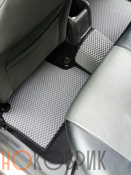 Автомобильные коврики ЭВА (EVA) для Ford Focus III хэтчбек (Mk 3 CB8) 2011-2014 